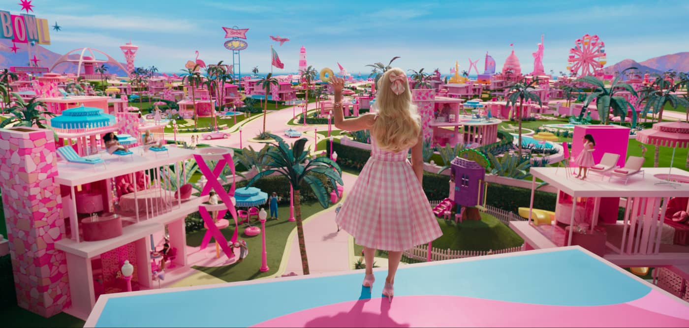 Barbie Szenen ov rev 1 BARBIE TP 0002 High Res JPEG
